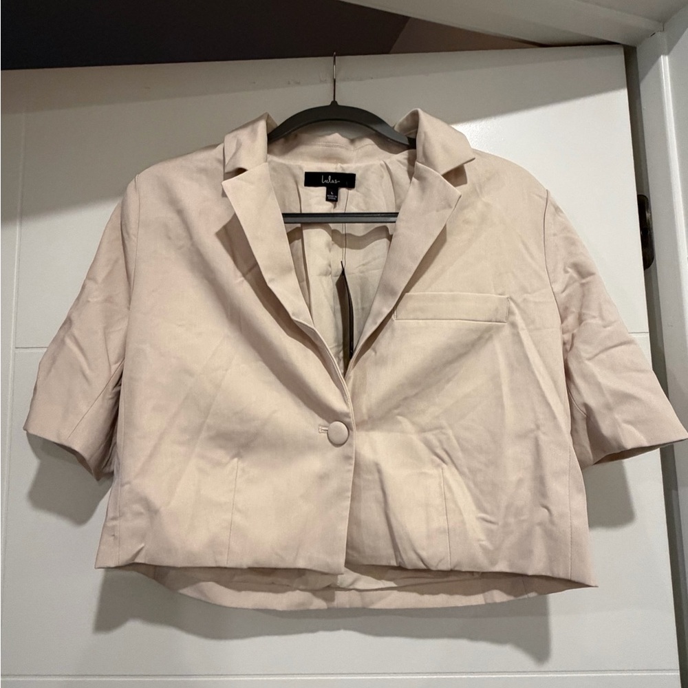 Lulu's Beige Short Sleeve Blazer